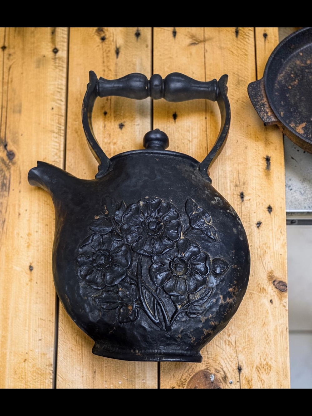 2 Vintage HOMCO Kitchen Wall Plaques Skillet & Tea Pot - Picture 2 of 4
